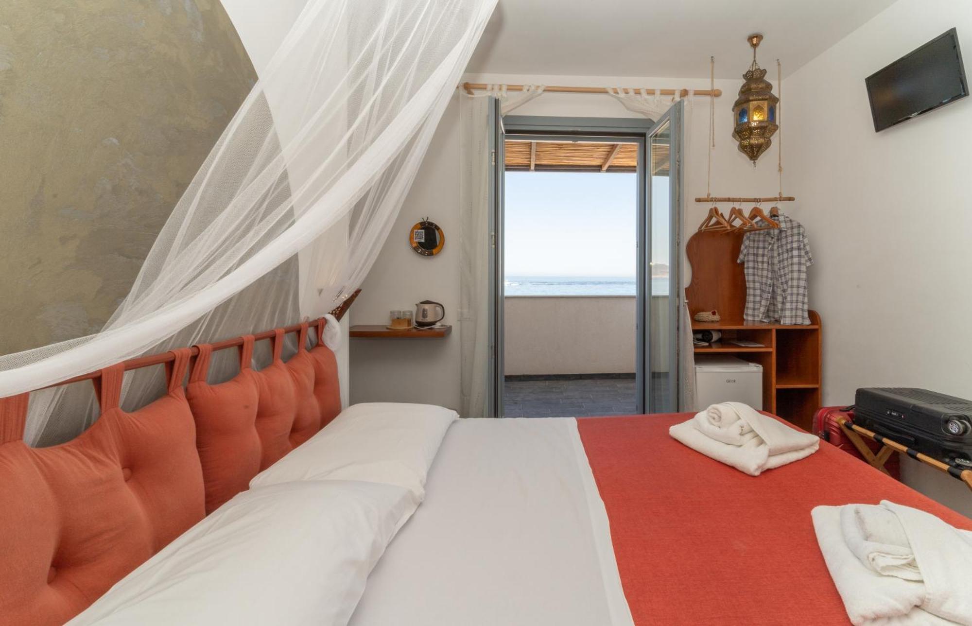 Hotel Ajamola Favignana Exterior foto